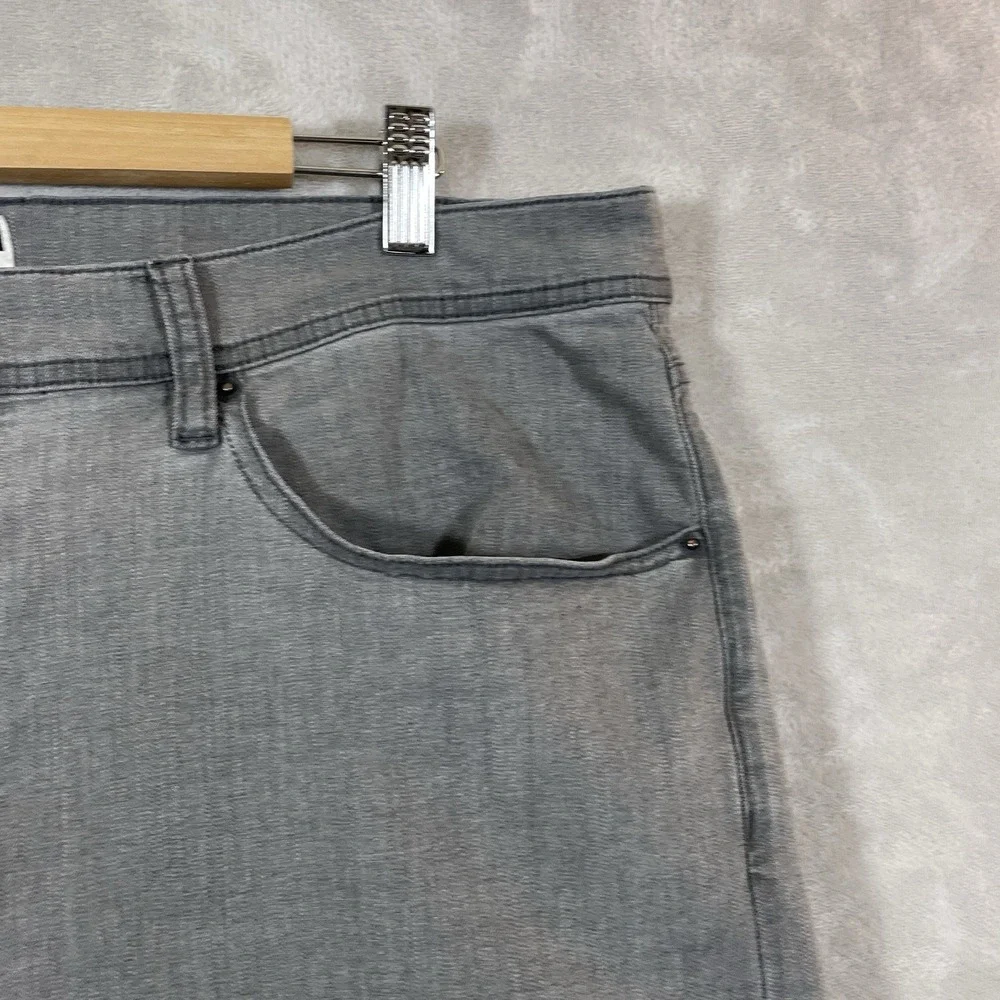 Travis Mathew Legacy Featherweight Stretch Jeans 38x32 Gray Faded Color